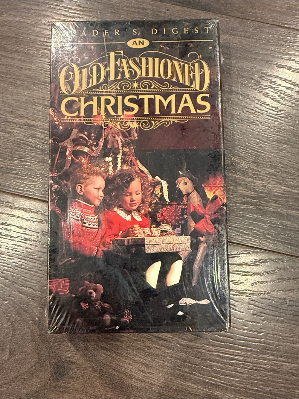 NWT Old-Fashioned Christmas Kids VHS - Red Holiday Packaging 8:6
